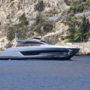 RIVA RIBELLE 66