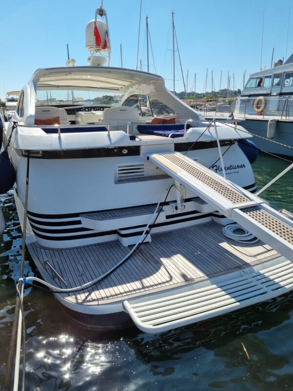 Pershing 54 - Image 2