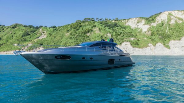 Pershing 62 - Image 2