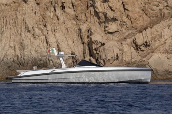 WALLY 48 - Image 6