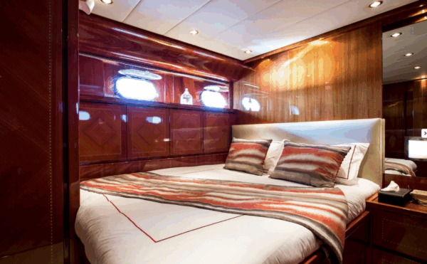 LEOPARD 34 SPORT - Image 11