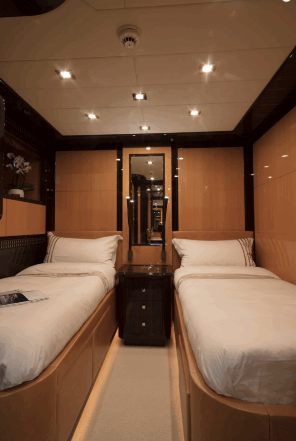 MANGUSTA 92 - Image 7
