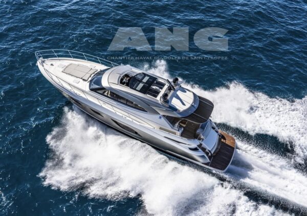Riviera 6000 Sport Yacht Platinium - Image 6