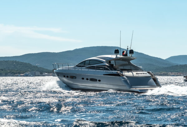 PERSHING 56 - 17 M - Image 7