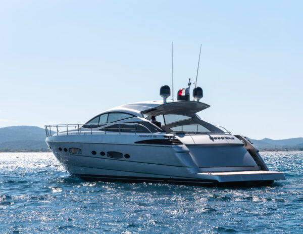 PERSHING 56 - 17 M - Image 4