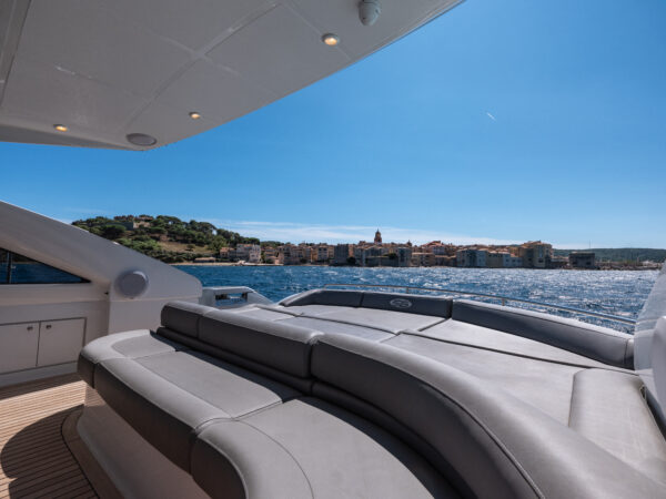 PERSHING 56 - 17 M - Image 16