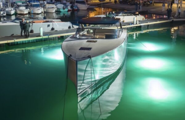 VANDUTCH 56 - Image 4