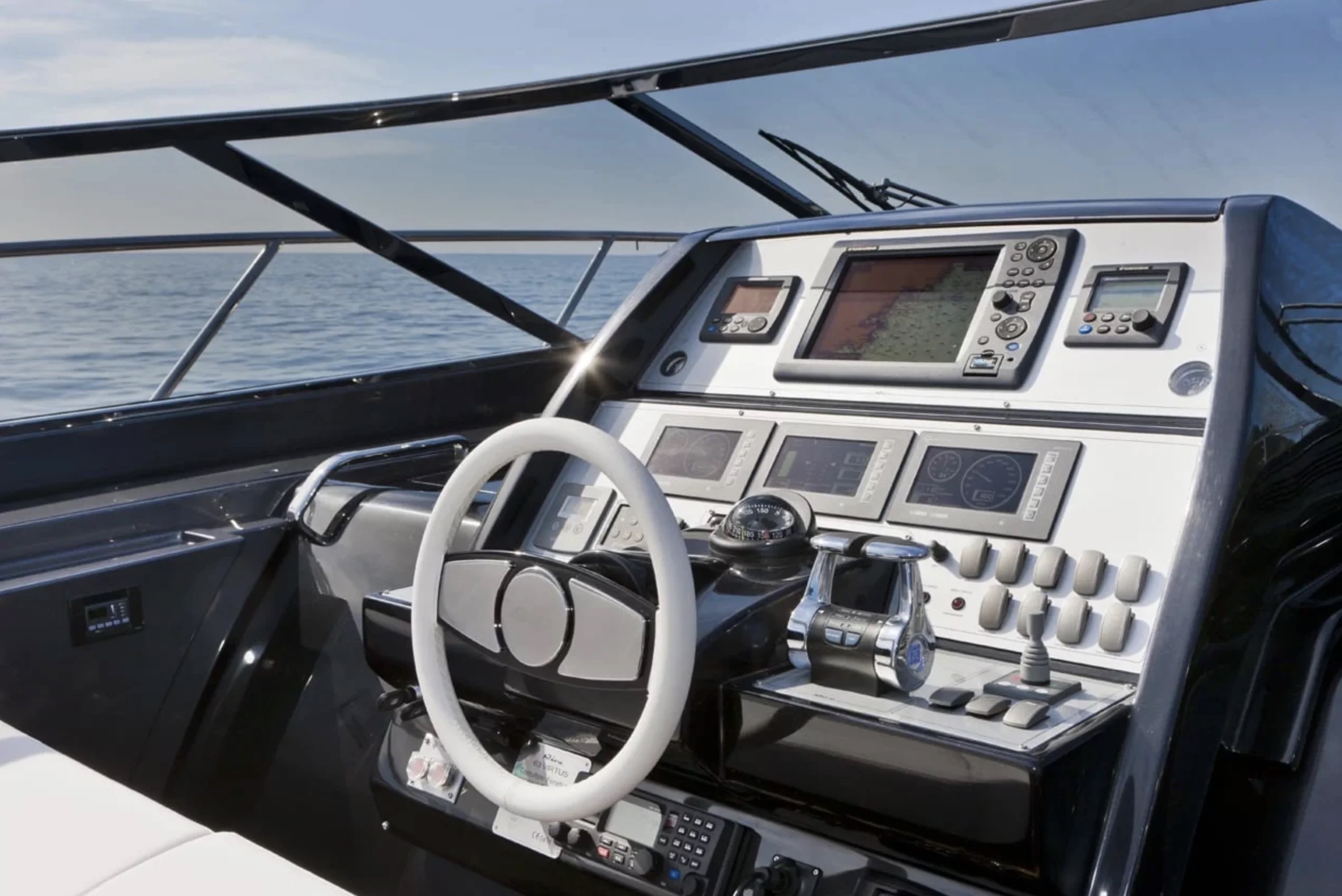 RIVA 63 VIRTUS - WEST FIELD - Image 3