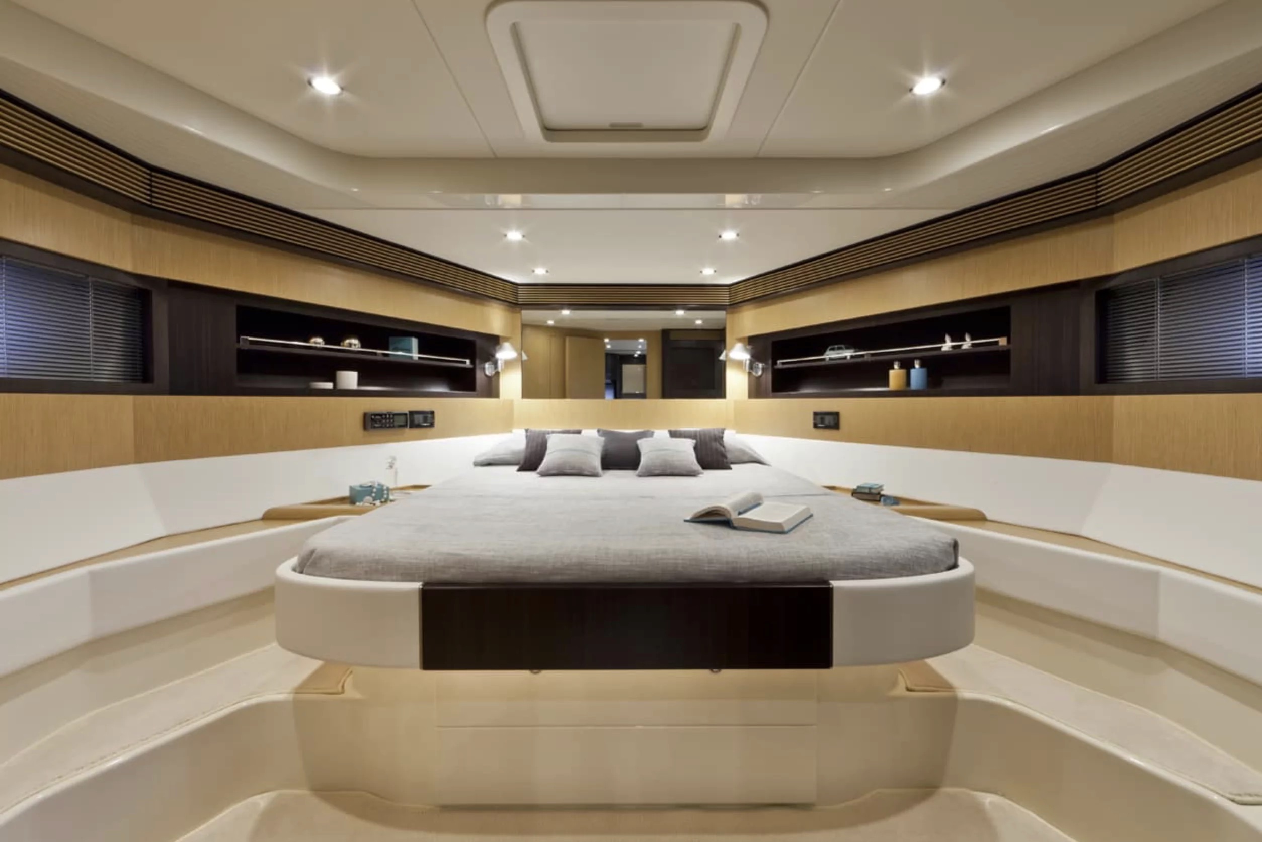 RIVA 63 VIRTUS - WEST FIELD - Image 4