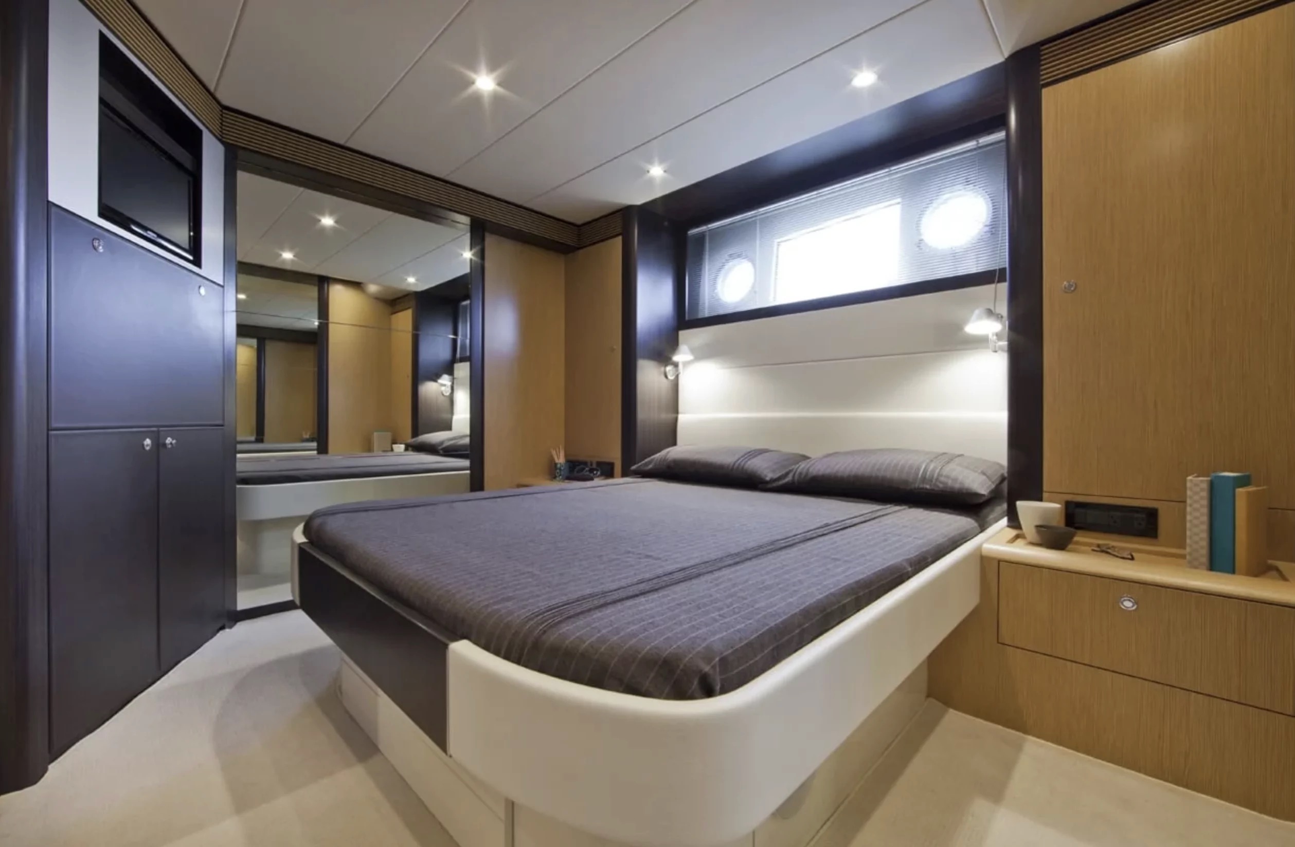 RIVA 63 VIRTUS - WEST FIELD - Image 7