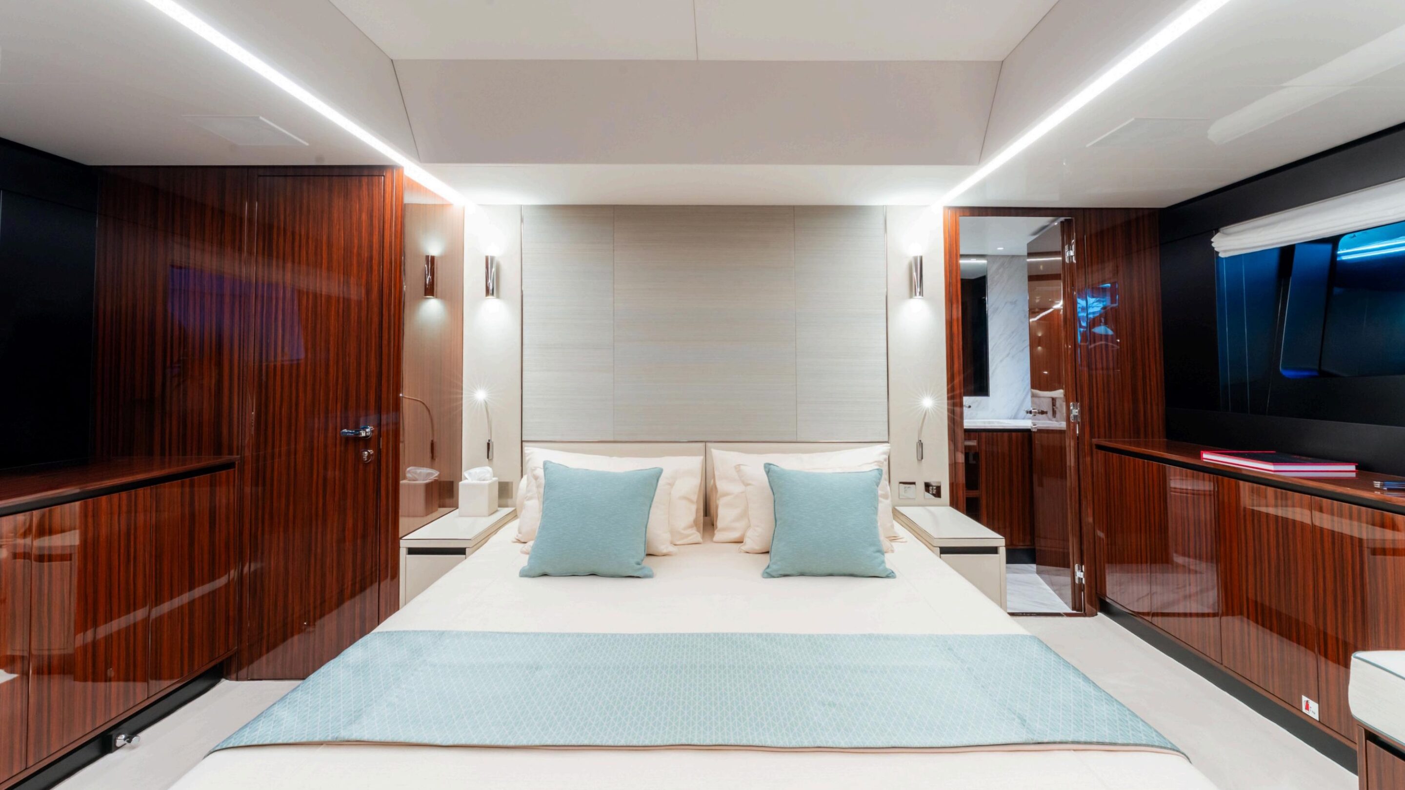 Riva 82 DIVA L’AS BLEU - 25M - Image 10