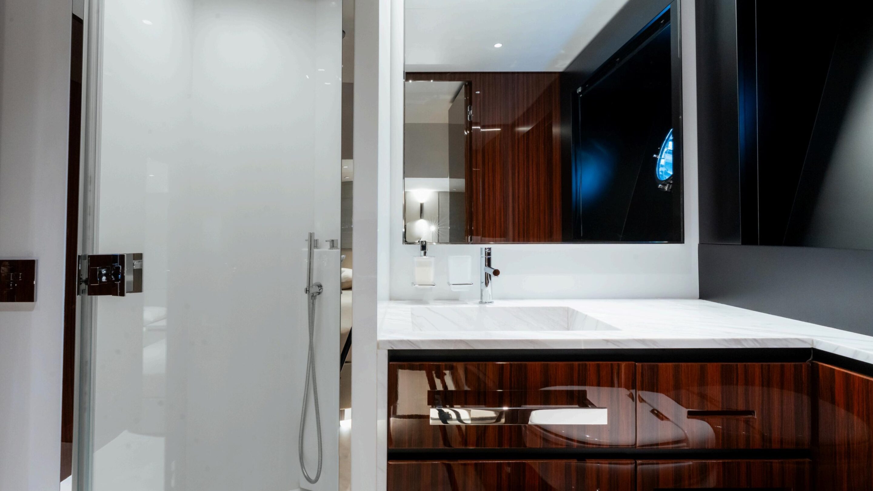 Riva 82 DIVA L’AS BLEU - 25M - Image 3