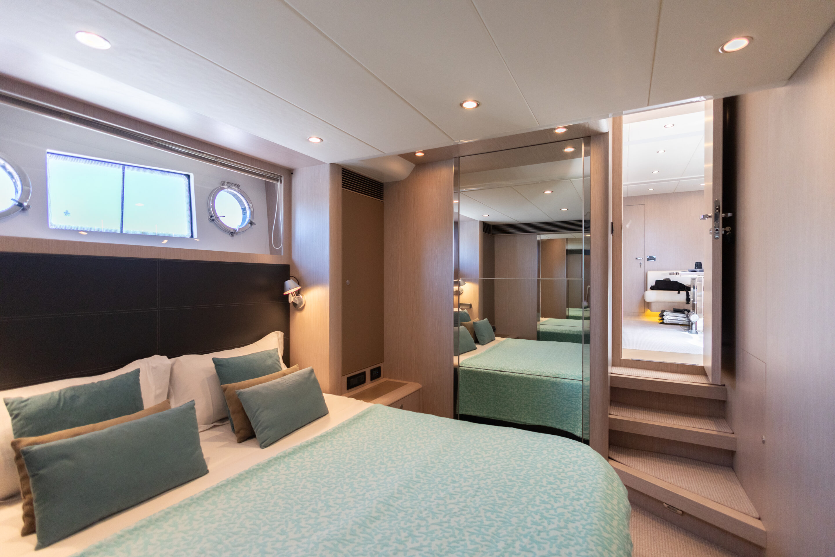 RIVA 63 VIRTUS - WEST FIELD - Image 12