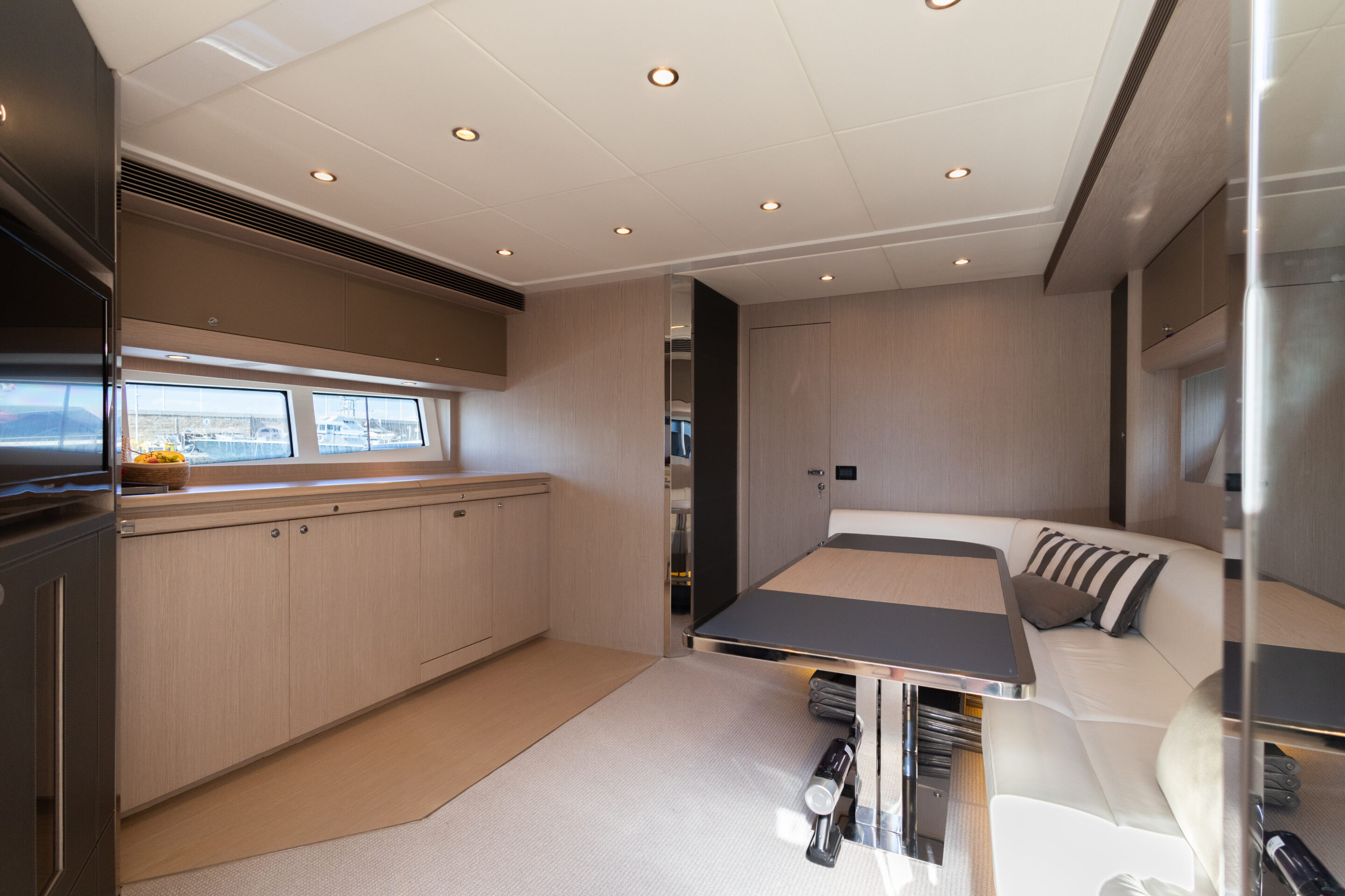 RIVA 63 VIRTUS - WEST FIELD - Image 13